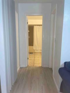 Private Entrance Room w bath & kitchenette - Not an Apartment - Gainesville - 5