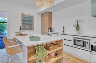 Birdsong Beach Retreat - North Creek - 4