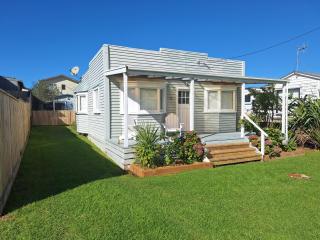 The Wallnutt Nook - Waihi Beach Holiday Home - Waihi Beach - 0