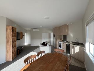 Bright & Fresh with great views - Tauranga - 9