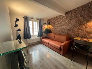 Petit Dupleix atypique Porte Maillot F3 - Parijs - 5