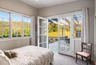 Lake David Luxury Lakehouse - 7