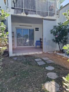 Beautiful F2 in a blue beach residence - 5