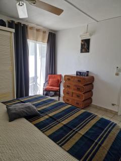 Beautiful F2 in a blue beach residence - 3