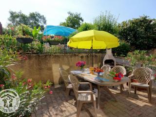 Charmant gîte avec jardin, WiFi, animaux admis - FR-1-496-90 - Bussières - 3