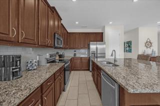 5 Bedrooms 5 Bathrooms Encore 7720 Wd - 3