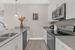 5 Bedrooms4 Bathrooms Storey Lake 4935 Wa - 4