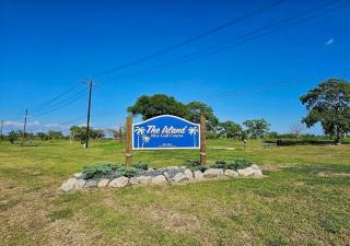Waterfront Private Pier Pleasure Island Lake House - Port Arthur - 8