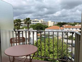 Studio rénové avec balcon et WIFI à Balaruc-les-Bains - FR-1-553-303 - 1