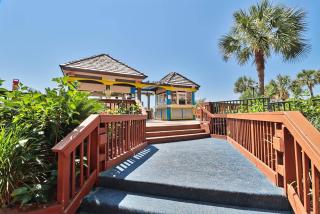 Beach Cove Resort Unit 1622 Top Floor Sleeps 5 Oceanfront - North Myrtle Beach - 7