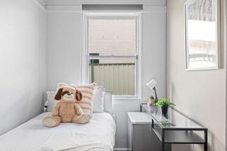 Rustic Single Room - Centrally Located at Narwee - Shared Bathroom - Narwee - 8