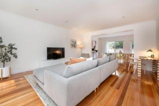 Simply Hampton - Melbourne - 3