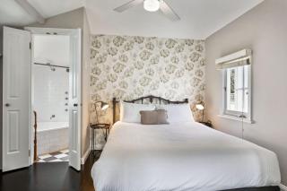 Cottage 4 Hyams Beach Seaside Cottages - Hyams Beach - 2