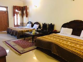 Hotel Al-khaleej&restaurant mall road kalam - 1