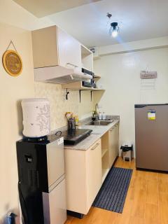 2-Bedroom Condo near Airport- Seawind - 0