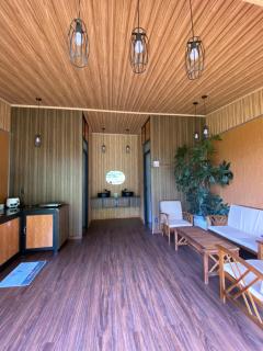 A Tea Hillside Bungalow - - 8