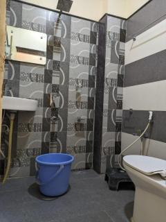 Hampi Two Bedroom Guesthouse - 7