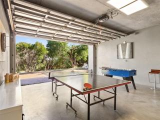 A La Plage Beach House - 2