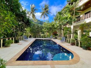 Kata Sunset Villa - 3BR Private Pool - Seaview - Ban Kata - 0