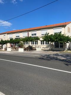 HOTEL RESTAURANT Chez Nous - Fitou - 0