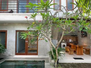 Jimbaran Beauteous Villa - 0