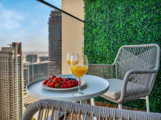 SmartStay at Burj Royale - Unique Downtown Dubai City Views - Brand New Luxury Apartments - 3