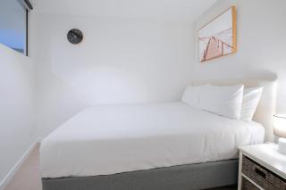 Skytower Sojourn - Urban Comfort by Brisbane River - Brisbane - 7