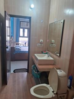 Elegant Studio Room Near Airport - 5