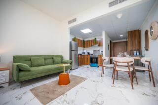 Modern Beachside Studio - 6