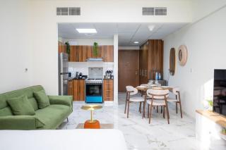 Private Beach Studio-Yacht Club-Work Space-Pool-Gym - 1