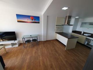 3E, 56m2, 1 dormitorio, 4 huéspedes, WIFI GRATIS - 8