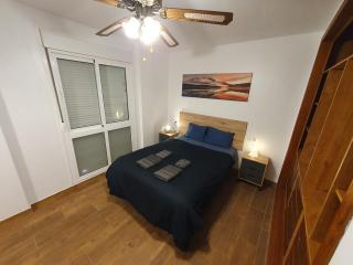 3E, 56m2, 1 dormitorio, 4 huéspedes, WIFI GRATIS - La Línea de la Concepción - 1
