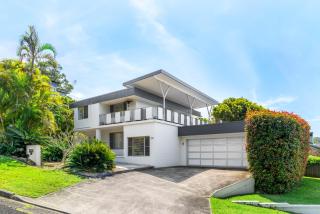 Cooinda by Coast Hosting - Macmasters Beach - 1