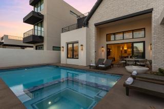 Break Point home - 2