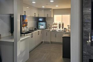 Rodeway Inn & Suites - 6