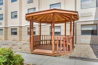 Quality Inn & Suites - Knoxville - 6