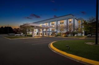 Comfort Inn - Cadillac - 9