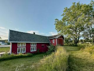 Converted Barn By Hove Archipelago - Færvik - 9