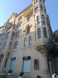 LiveUp Apartment near Maiden Tower Baku - Baku - 8