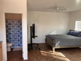 Downtown Private Guesthouse - Phoenix - 2