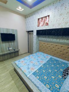 Anjani Home - 3Bhk Homely & GroundFloor Appartment for Families - 2