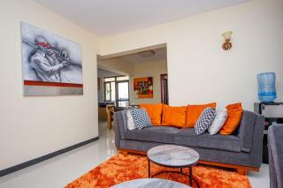 Modern & elegant furnished 2 bedroom apartment-83 - Nairobi - 7