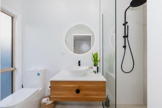 Hillside Haven - Tranquil Mount Louisa Escape - - 6