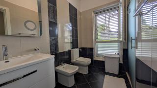 Seaside Family Holiday Home - Lalzit Bay - 2
