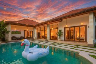 3BR Private Villa Canggu 5min ride To Beach Finns - 0