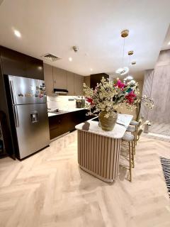 Cozy, Fully Fitted Smart Home - 3