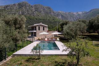 Family House Giardino Verde - Bar - 8