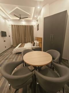 Nature Oaks Luxury stayz Nainital - Bhīm Tāl - 2
