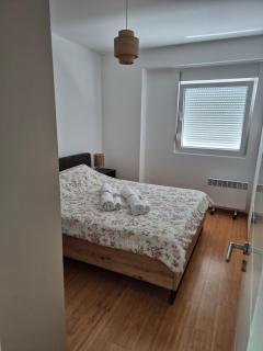 Apartments 402 - Bar - 3
