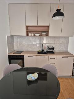 Apartments 402 - Bar - 6